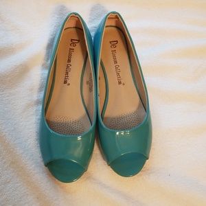 Dress shoes